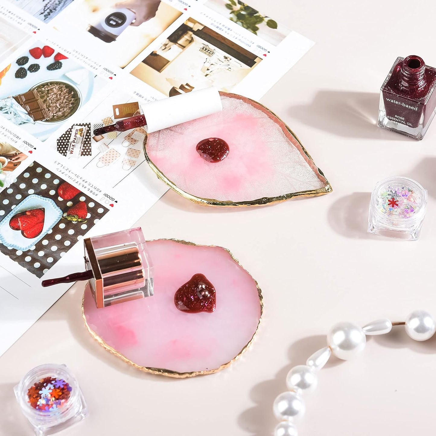 1 Piece Nail Art Palette Nail Polish Palette Mixing Palette Makeup Plate Nail Plates for Nail Art Nail Tip Holder Nail Art Display